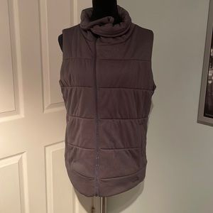 NWOT The North Face vest